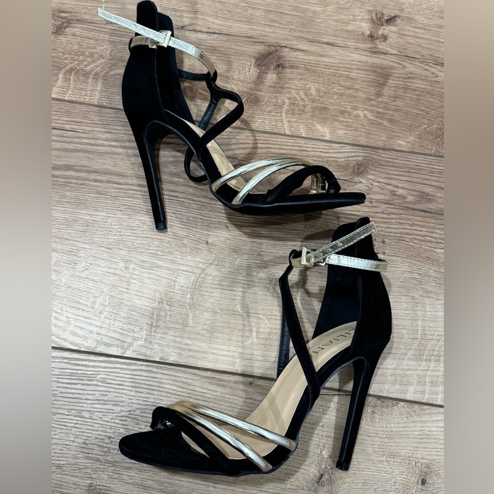 Elegant Black and Gold Women's Heels - Picture 1 of 6
